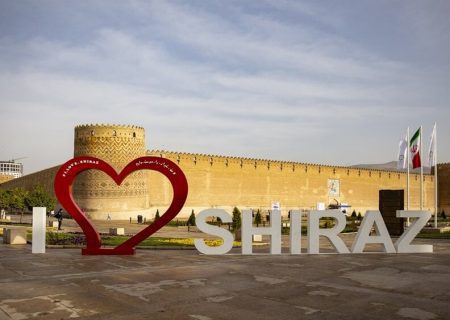 نصب ۲۸۱ المان و گسترانیدن ۵ سفره هفت‌سین در نقاط مختلف شیراز