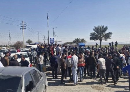 به‌همراه فرماندار شیراز پیگیر مطالبات روستای گچی هستیم/ شهرک صنعتی باید پای کار بیاید