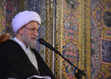 ایجاد چنددستگی در جامعه خیانت به نظام اسلامی است
