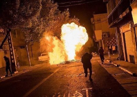 مرگ یک جوان در اثر انفجار ترقه در شیراز / ۸۰ نفر مصدوم شدند 