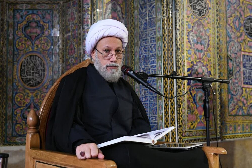 مقابله با هنجارشکنی‌ها با جدیت بیشتری دنبال شود / لزوم حمایت از تولیدکنندگان پوشاک اسلامی