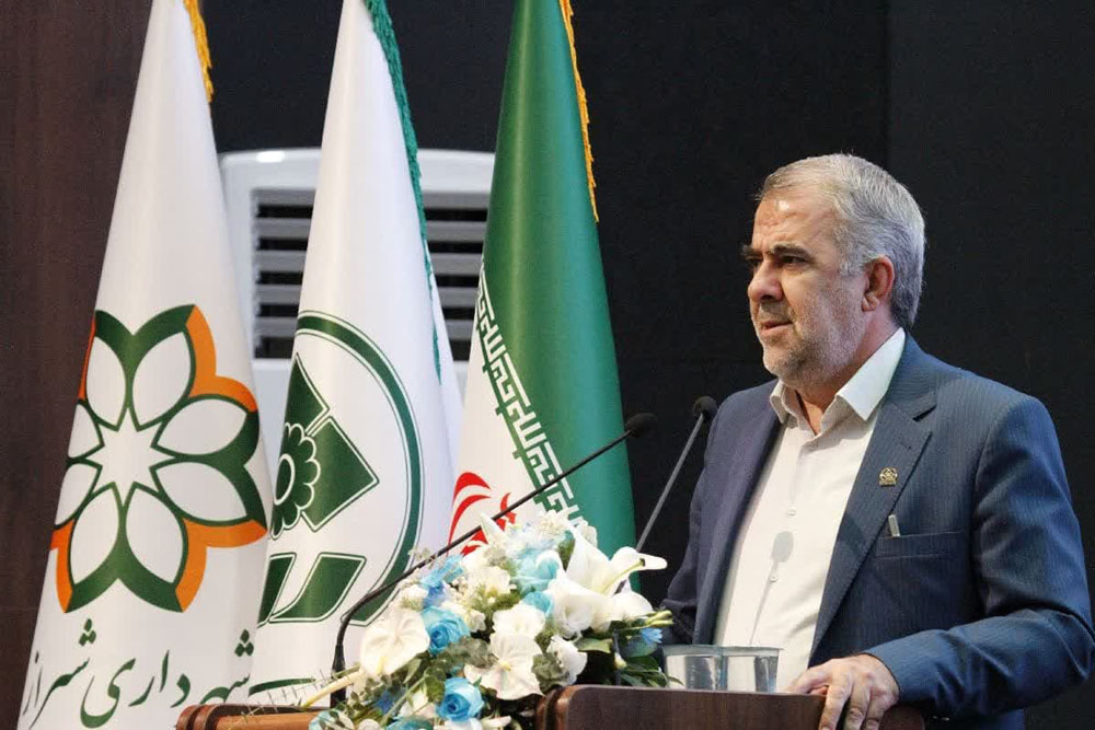 ایستگاه های «از من بپرس» و راهنمایی گردشگران باعث شده تا از سردرگمی مسافران جلوگیری شود