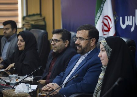فارس در انتصاب بانوان پیشگام است