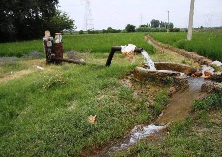 برق چاه‌های کشاورزی فارس در چارچوب پروانه بهره‌برداری آب به طور کامل تأمین می‌شود