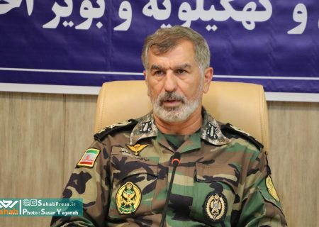 ارتش جمهوری اسلامی در تمام زمینه‌ها پیشرفت کرده است / اعلام برنامه‌های روز ارتش در فارس