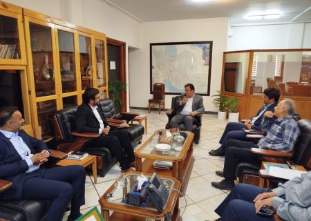 اتوبوس گردشگری اساتید دانشگاه در فارس راه‌اندازی می‌شود