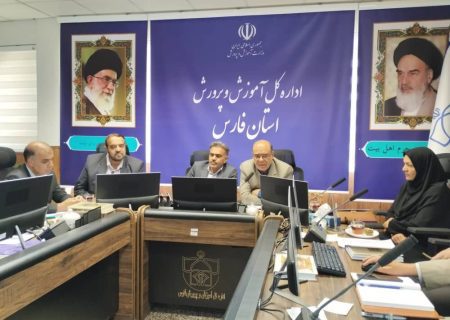 کتاب شهدای دانش‌آموز فارس منتشر می‌شود