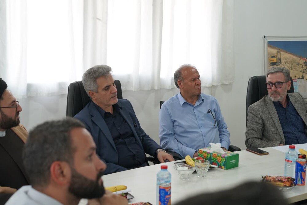 وحدت مدیریتی میان صدرا و شیراز برقرار باشد