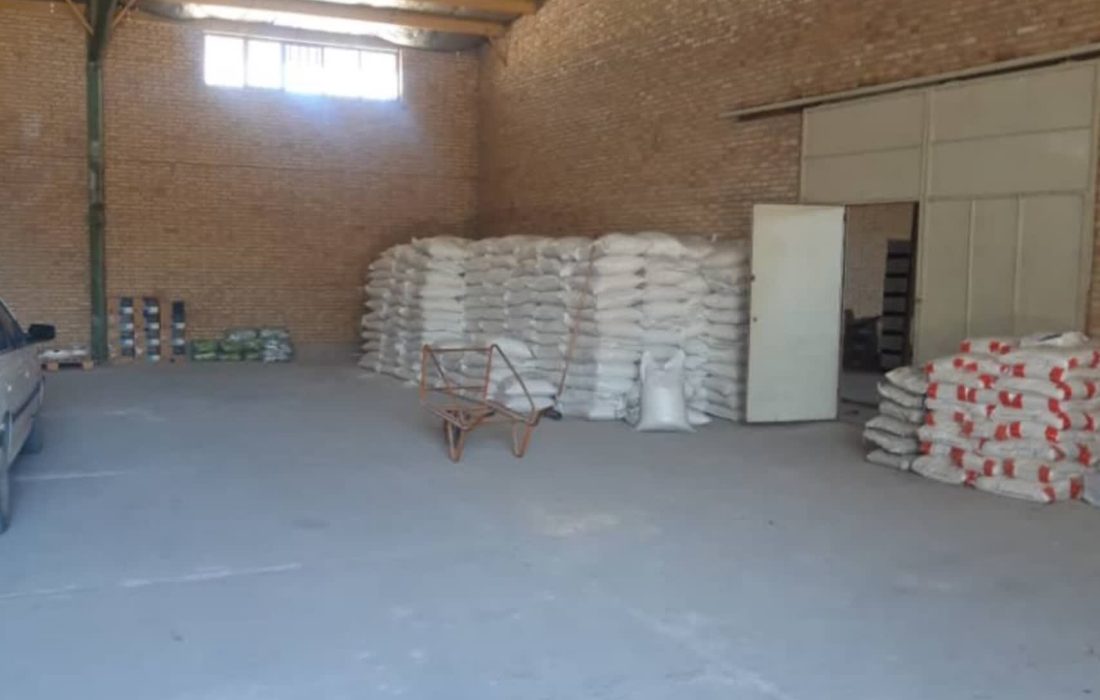 بازدید کارگروه پایش از ۱۳۱ کارگزاری توزیع کود در سطح استان فارس