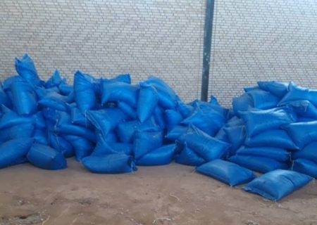 بازدید کارگروه پایش استان فارس از انبار کارگزاری تعاونی روستایی شهرستان کازرون