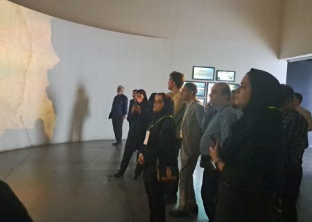 بازدید جمعی از مسئولان، مدیران و کارشناسان روابط عمومی‌های وزارت جهاد کشاورزی از موزه انقلاب اسلامی و دفاع مقدس