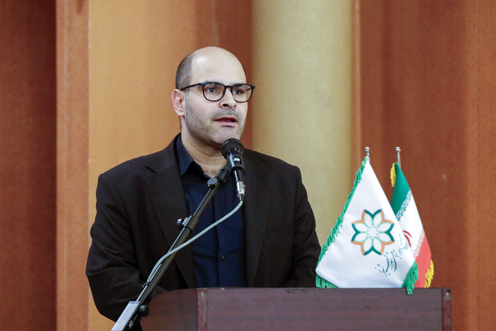 رونمایی از قرآن جدید دروازه قرآن؛ اقدام نمادینی که نشان از عمق فرهنگ مردم شیراز دارد