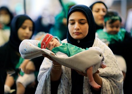 شیرخوارگان حسینی در فارس عَلَم محرم را برافراشتند