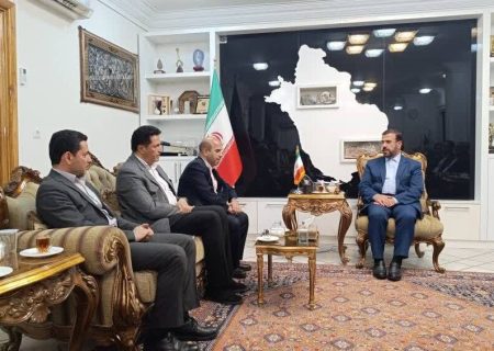 توسعه فارس از مسیر انرژی‌های تجدیدپذیر می‌گذرد