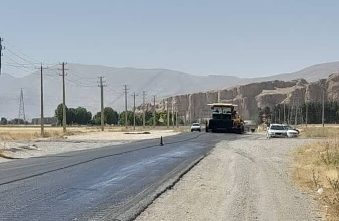 آغاز عملیات بهسازی جاده دسترسی محور تاریخی نقش رستم به نقش رجب