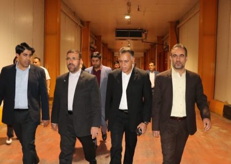 تمام واحدهای صنعتی فارس با تمام ظرفیت در حال فعالیت هستند
