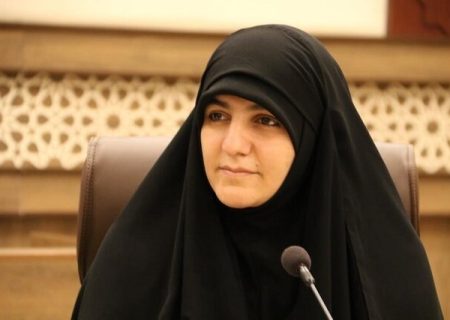 روایت هنرمندانه از ایثار مدافعان وطن با زبان دین، هنر و حماسه انجام گیرد