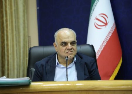 حمایت از تداوم فعالیت واحدهای تولیدی بزرگ در فارس/ هیچ خللی در زنجیره تولید کالاها ایجاد نشده است