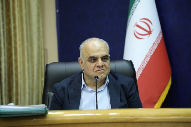 حمایت از تداوم فعالیت واحدهای تولیدی بزرگ در فارس/ هیچ خللی در زنجیره تولید کالاها ایجاد نشده است
