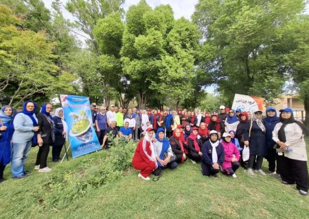 برگزاری «همایش ملی پیاده‌روی خانوادگی / گامی سبز به‌سوی زندگی سالم» در باغ جنت شیراز