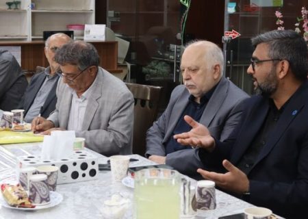 شیراز، شهر مهربانی در نذر فرهنگ/۴۰ درصد منابع کتابخانه‌ها از نذر کتاب تأمین می‌شود