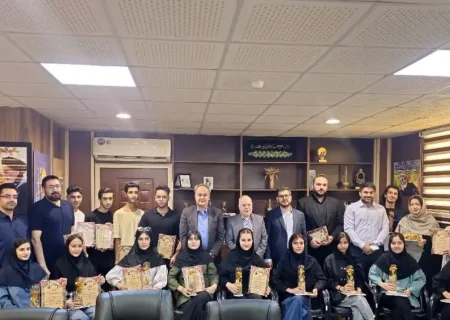 نوجوانان شیرازی با درخشش در رویداد استارتاپی تجلیل شدند