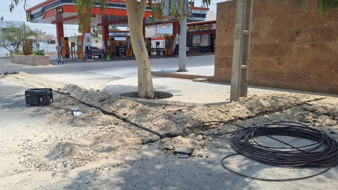 عملیات اجرایی فیبر نوری اختصاصی شرکت پخش فرآورده‌های نفتی لارستان