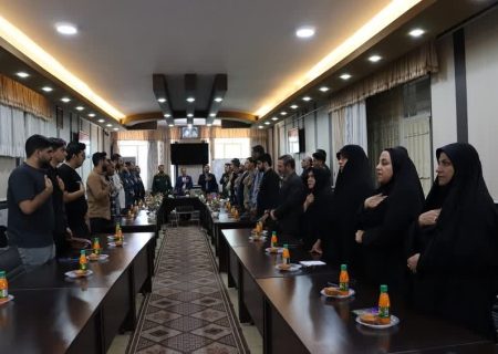بسیج دانش‌آموزی، فضای شادی و نشاط را در بین خود و سایر دانش‌آموزان تقویت کند