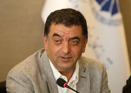 دریافت حق بیمه کارگران طبق قانون بودجه سال ۱۴۰۳، در سال جاری خلاف است