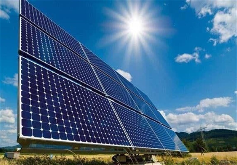 کلنگ‌زنی ۸ نیروگاه سه مگاواتی در استان فارس