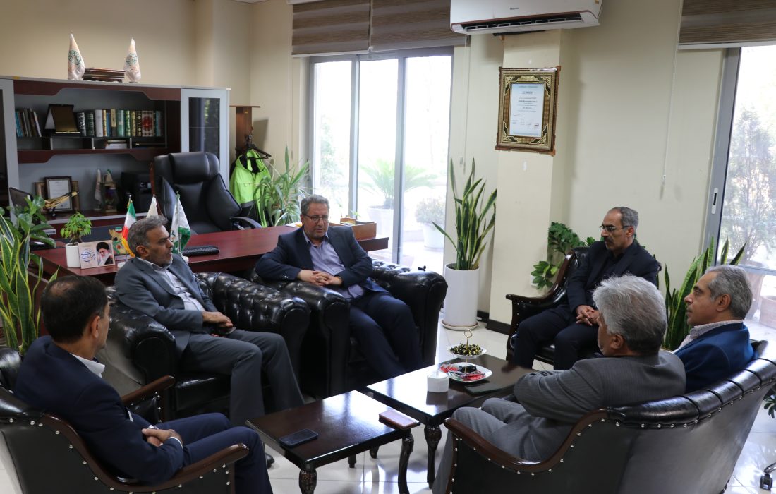 همافزایی شهرداری منطقه ۲ شیراز و آموزش و پرورش فارس برای فرهنگسازی اجتماعی و بهبود زیرساختهای مدارس