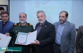 گزارش تصویری | آئین تجلیل از بسیجیان جامعه اصناف استان فارس