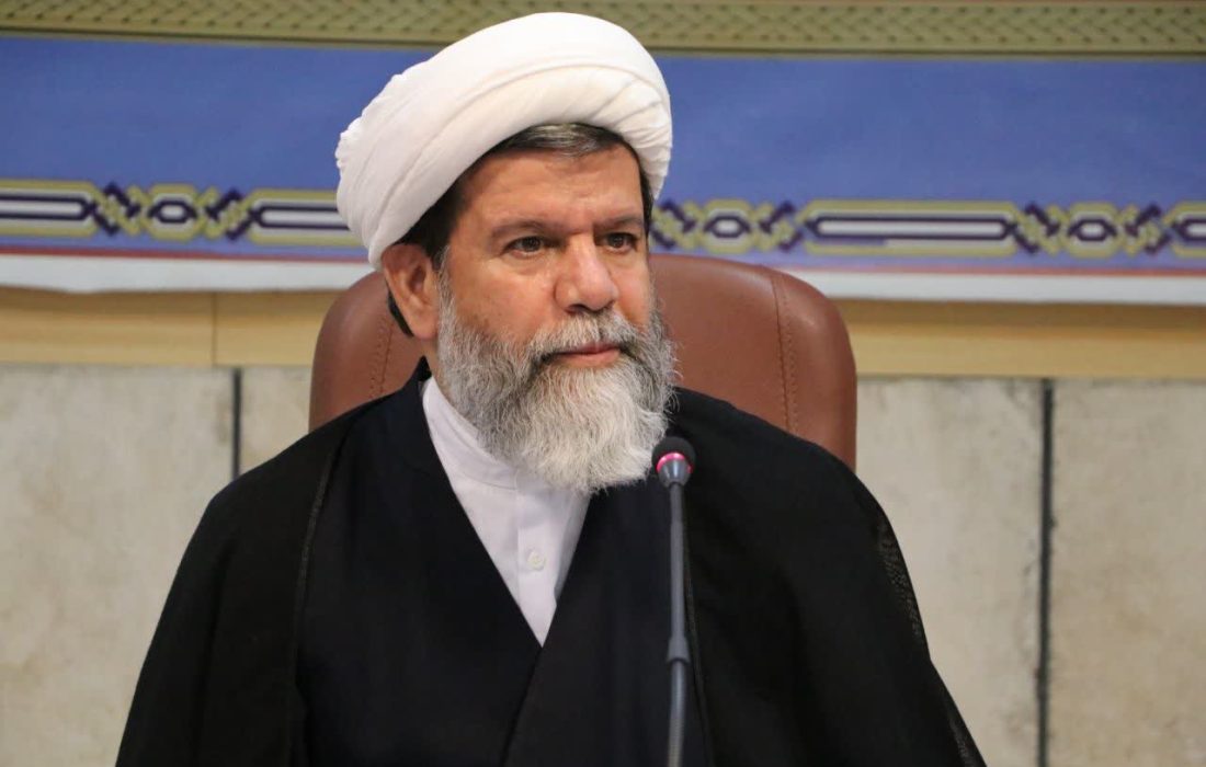 حوزه علمیه فارس سنگر علم، تقوا و مقابله با دشمن / رسانه‌ها، پیام‌آوران سحر