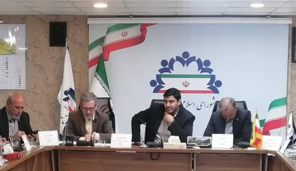 گشایش مسیرهای حیاتی اتصال به آزادراه شیراز ـ اصفهان در دستور کار