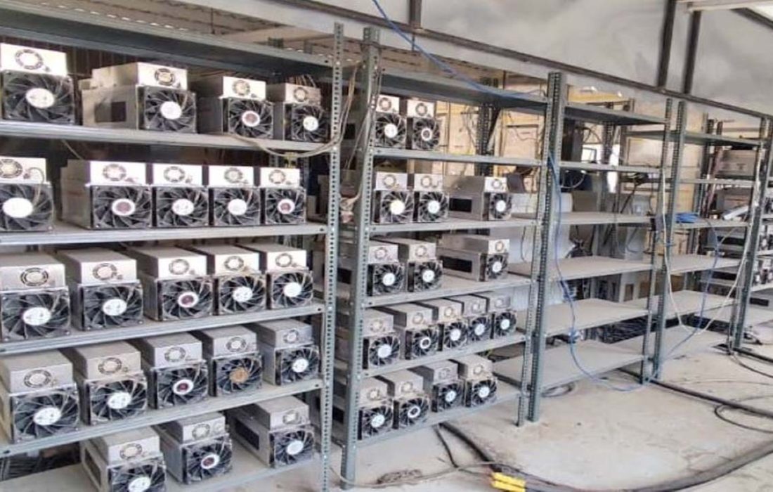 کشف بیش از ۵۰ دستگاه ماینر بدون مجوز در مرودشت