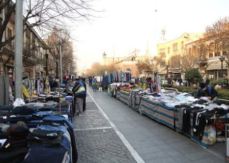 ‏شناسایی‬ و ساماندهی ۲۷۰۰ دستفروش و آغاز طرح با کدهای QR