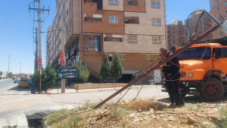 برقراری سریع ارتباط مشترکین پس از قطع فیبر نوری در مجتمع‌های زیتون، یاس و آسمان در شیراز