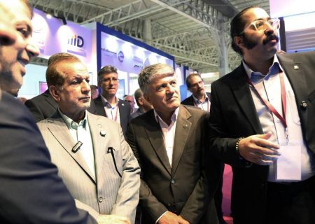 بازدید هیئت‌مدیره شرکت مخابرات ایران از بیست‌وهشتمین نمایشگاه بین‌المللی الکامپ