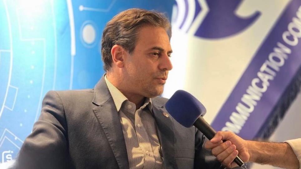 مهاجرت از کابل مسی به فیبر نوری با شتاب در حال اجراست