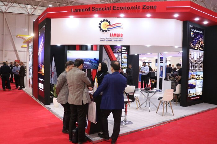 تدوین بسته‌های سرمایه‌گذاری برای تکمیل زنجیره متانول در لامرد