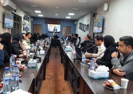 میز تخصصی رفع چالش‌های تجاری در شیرازاکسپو برگزار شد