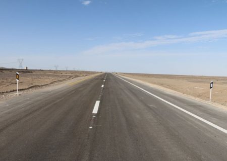 آماده کردن محورهای شمالی فارس برای فصل بارش/ روکش آسفالت گردنه‌ها در جریان است