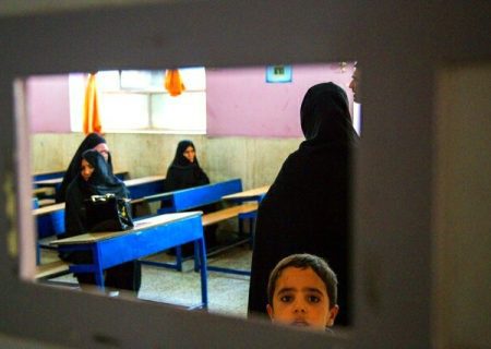 آغاز فعالیت ۱۵۸ پایگاه سوادآموزی در فارس با رویکرد مدرسه‌محور