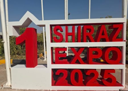 قرارداد صادرات روزانه ۱۵ کانتینر سیمان فارس به کشورهای عربی نهایی شد