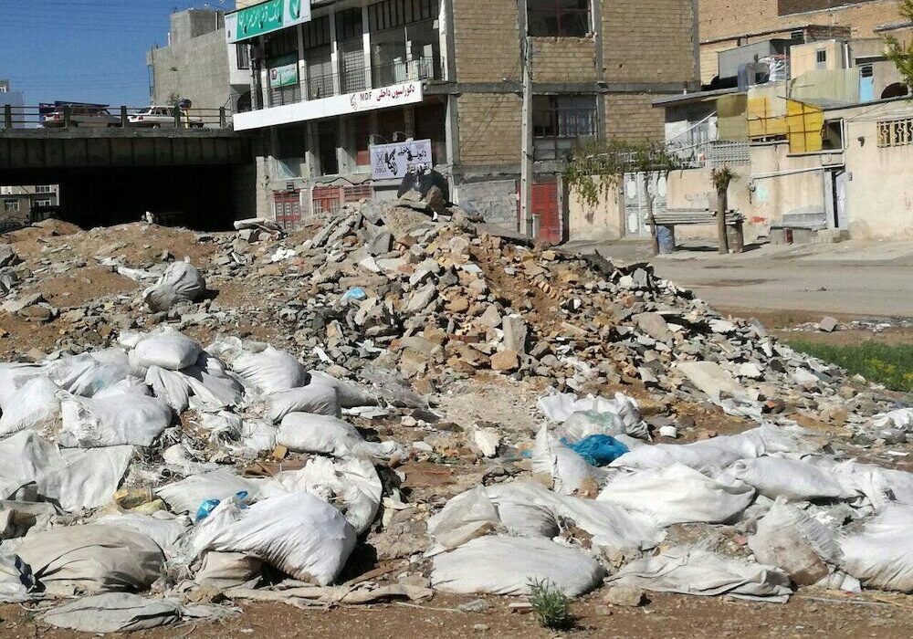تولید روزانه حدود ۸۰۰۰ تن نخاله ساختمانی در شیراز/ ۲۰۰ مدرسه پسماند صفر فعالیت میکنند