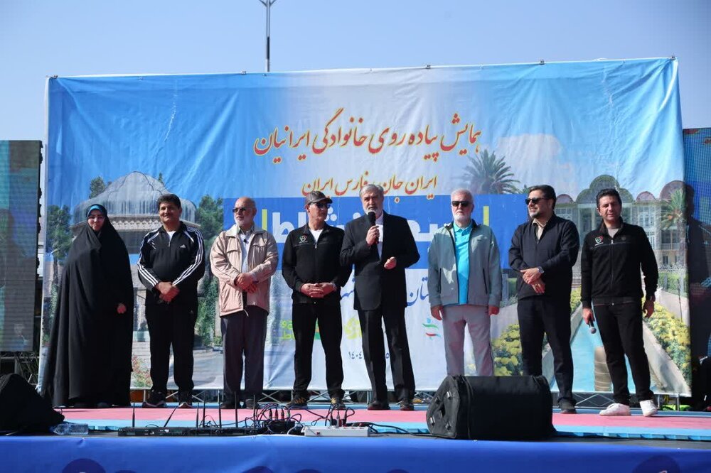 رکوردشکنی شیرازی‌ها در مسیر ورزش همگانی/ باغ بش تا پایان امسال بازگشایی عمومی می‌شود