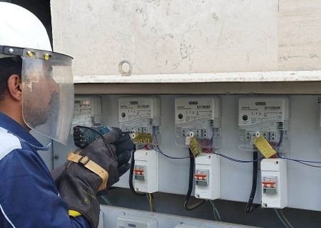 صرفه‌جویی روزانه بیش از ۳۸۰ مگاوات برق طی تابستان امسال در فارس