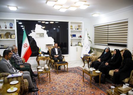 خدمتگزاری صادقانه به مردم معیار حقیقی پاسداشت خون شهداست