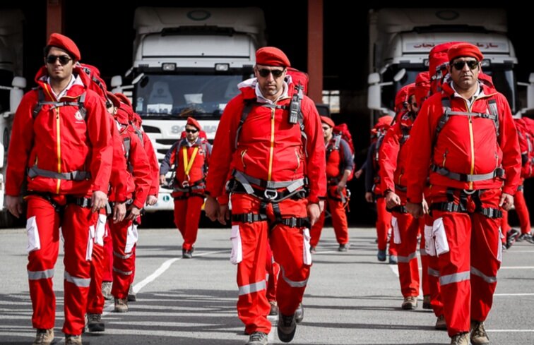 اعزام ۳ تیم ارزیاب امداد و نجات به مناطق زلزلهزده اردکان/ زلزله دیشب خسارتی نداشت