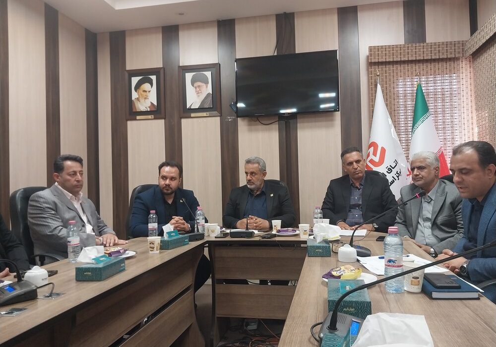 اهمیت توجه به استانداردسازی در توسعه صنعت فستفود/ فعالیت ۵۰۰ واحد فستفود در شیراز